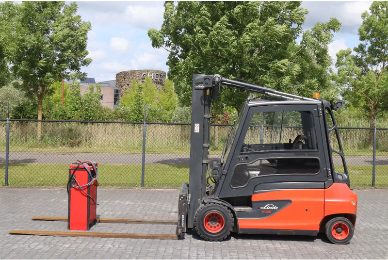 Linde E35 L-01 | DUPLEX | SIDESHIFT | POSITIONERS | LOW HOURS - Električni viličar: slika Linde E35 L-01 | DUPLEX | SIDESHIFT | POSITIONERS | LOW HOURS - Električni viličar Linde E35 L-01 | DUPLEX | SIDESHIFT | POSITIONERS | LOW HOURS - Električni viličar: slika Linde E35 L-01 | DUPLEX | SIDESHIFT | POSITIONERS | LOW HOURS - Električni viličar