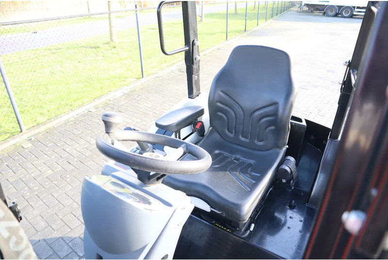 Utovarivač na kotačima Manitou MLA 2-25 H | FORKS | QUICK COUPLER | NEW UNUSED: slika Utovarivač na kotačima Manitou MLA 2-25 H | FORKS | QUICK COUPLER | NEW UNUSED