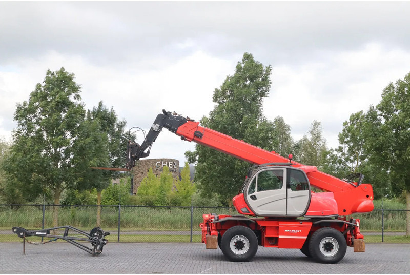 Manitou MRT 2540+ PRIVILEGE | HYDR. FORKS | REMOTE CTRL | PT1500 WINCH - Utovarivač: slika Manitou MRT 2540+ PRIVILEGE | HYDR. FORKS | REMOTE CTRL | PT1500 WINCH - Utovarivač Manitou MRT 2540+ PRIVILEGE | HYDR. FORKS | REMOTE CTRL | PT1500 WINCH - Utovarivač: slika Manitou MRT 2540+ PRIVILEGE | HYDR. FORKS | REMOTE CTRL | PT1500 WINCH - Utovarivač