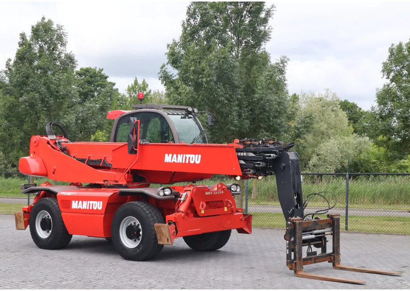 Manitou MRT 2540+ PRIVILEGE | HYDR. FORKS | REMOTE CTRL | PT1500 WINCH - Utovarivač: slika Manitou MRT 2540+ PRIVILEGE | HYDR. FORKS | REMOTE CTRL | PT1500 WINCH - Utovarivač Manitou MRT 2540+ PRIVILEGE | HYDR. FORKS | REMOTE CTRL | PT1500 WINCH - Utovarivač: slika Manitou MRT 2540+ PRIVILEGE | HYDR. FORKS | REMOTE CTRL | PT1500 WINCH - Utovarivač