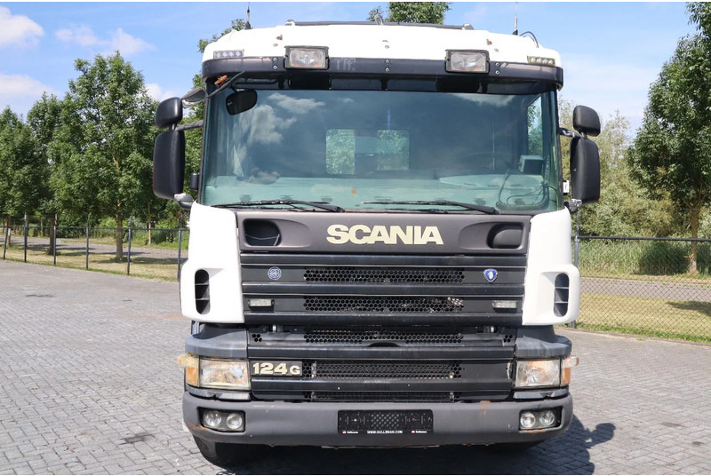 Scania P124-420 | 8X4 | HOOKLIFT | MANUAL | BIG AXLES | EURO 3 - Kamion s kukastom dizalicom: slika Scania P124-420 | 8X4 | HOOKLIFT | MANUAL | BIG AXLES | EURO 3 - Kamion s kukastom dizalicom Scania P124-420 | 8X4 | HOOKLIFT | MANUAL | BIG AXLES | EURO 3 - Kamion s kukastom dizalicom: slika Scania P124-420 | 8X4 | HOOKLIFT | MANUAL | BIG AXLES | EURO 3 - Kamion s kukastom dizalicom