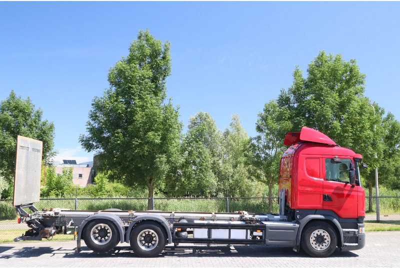 Scania R580 V8 | 6X2 | BDF | RETARDER | TAILLIFT | EURO 6 - Transporter kontejnera/ Kamion s izmjenjivim sanducima: slika Scania R580 V8 | 6X2 | BDF | RETARDER | TAILLIFT | EURO 6 - Transporter kontejnera/ Kamion s izmjenjivim sanducima Scania R580 V8 | 6X2 | BDF | RETARDER | TAILLIFT | EURO 6 - Transporter kontejnera/ Kamion s izmjenjivim sanducima: slika Scania R580 V8 | 6X2 | BDF | RETARDER | TAILLIFT | EURO 6 - Transporter kontejnera/ Kamion s izmjenjivim sanducima