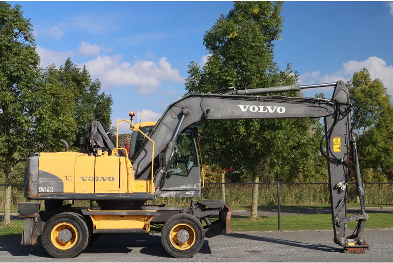 Volvo EW160C | EW 160 C | LIFT CAB | DOZERBLADE | QUICK COUPLER - Stroj za rukovanje otpadom: slika Volvo EW160C | EW 160 C | LIFT CAB | DOZERBLADE | QUICK COUPLER - Stroj za rukovanje otpadom Volvo EW160C | EW 160 C | LIFT CAB | DOZERBLADE | QUICK COUPLER - Stroj za rukovanje otpadom: slika Volvo EW160C | EW 160 C | LIFT CAB | DOZERBLADE | QUICK COUPLER - Stroj za rukovanje otpadom