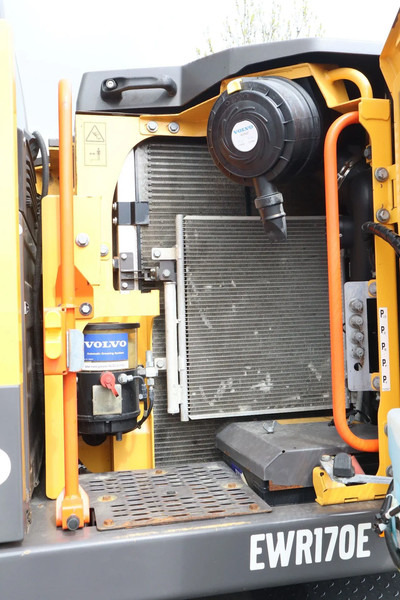 Zakup Volvo EWR 170 E | ROTOTILT | BUCKET | DOZERBLADE | TRAILER HYDR Volvo EWR 170 E | ROTOTILT | BUCKET | DOZERBLADE | TRAILER HYDR: slika Zakup Volvo EWR 170 E | ROTOTILT | BUCKET | DOZERBLADE | TRAILER HYDR Volvo EWR 170 E | ROTOTILT | BUCKET | DOZERBLADE | TRAILER HYDR