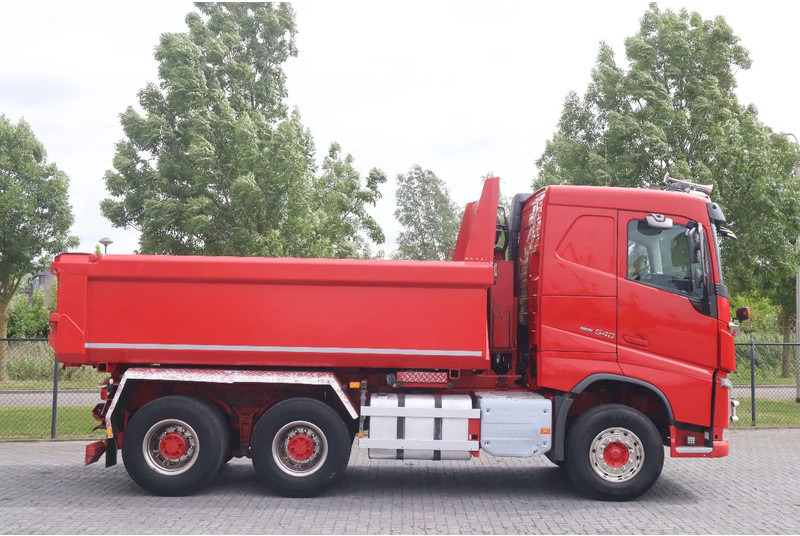 Volvo FH 540 | 6X4 | RETARDER | BIG AXLES | EURO 6 - Kiper: slika Volvo FH 540 | 6X4 | RETARDER | BIG AXLES | EURO 6 - Kiper Volvo FH 540 | 6X4 | RETARDER | BIG AXLES | EURO 6 - Kiper: slika Volvo FH 540 | 6X4 | RETARDER | BIG AXLES | EURO 6 - Kiper