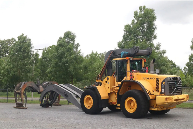 Volvo L180 F HL | HIGH-LIFT | LOG STACKER | HOLZ GRAPPLE - Utovarivač na kotačima: slika Volvo L180 F HL | HIGH-LIFT | LOG STACKER | HOLZ GRAPPLE - Utovarivač na kotačima Volvo L180 F HL | HIGH-LIFT | LOG STACKER | HOLZ GRAPPLE - Utovarivač na kotačima: slika Volvo L180 F HL | HIGH-LIFT | LOG STACKER | HOLZ GRAPPLE - Utovarivač na kotačima