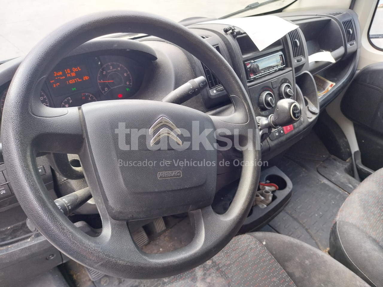Dostavno vozilo sa zatvorenim sandukom CITROEN 120.35 L3H2 12M3: slika Dostavno vozilo sa zatvorenim sandukom CITROEN 120.35 L3H2 12M3