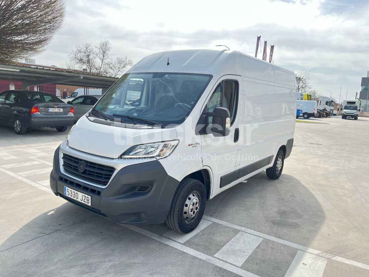 FIAT DUCATO 130.35 - Dostavno vozilo sa zatvorenim sandukom: slika FIAT DUCATO 130.35 - Dostavno vozilo sa zatvorenim sandukom FIAT DUCATO 130.35 - Dostavno vozilo sa zatvorenim sandukom: slika FIAT DUCATO 130.35 - Dostavno vozilo sa zatvorenim sandukom