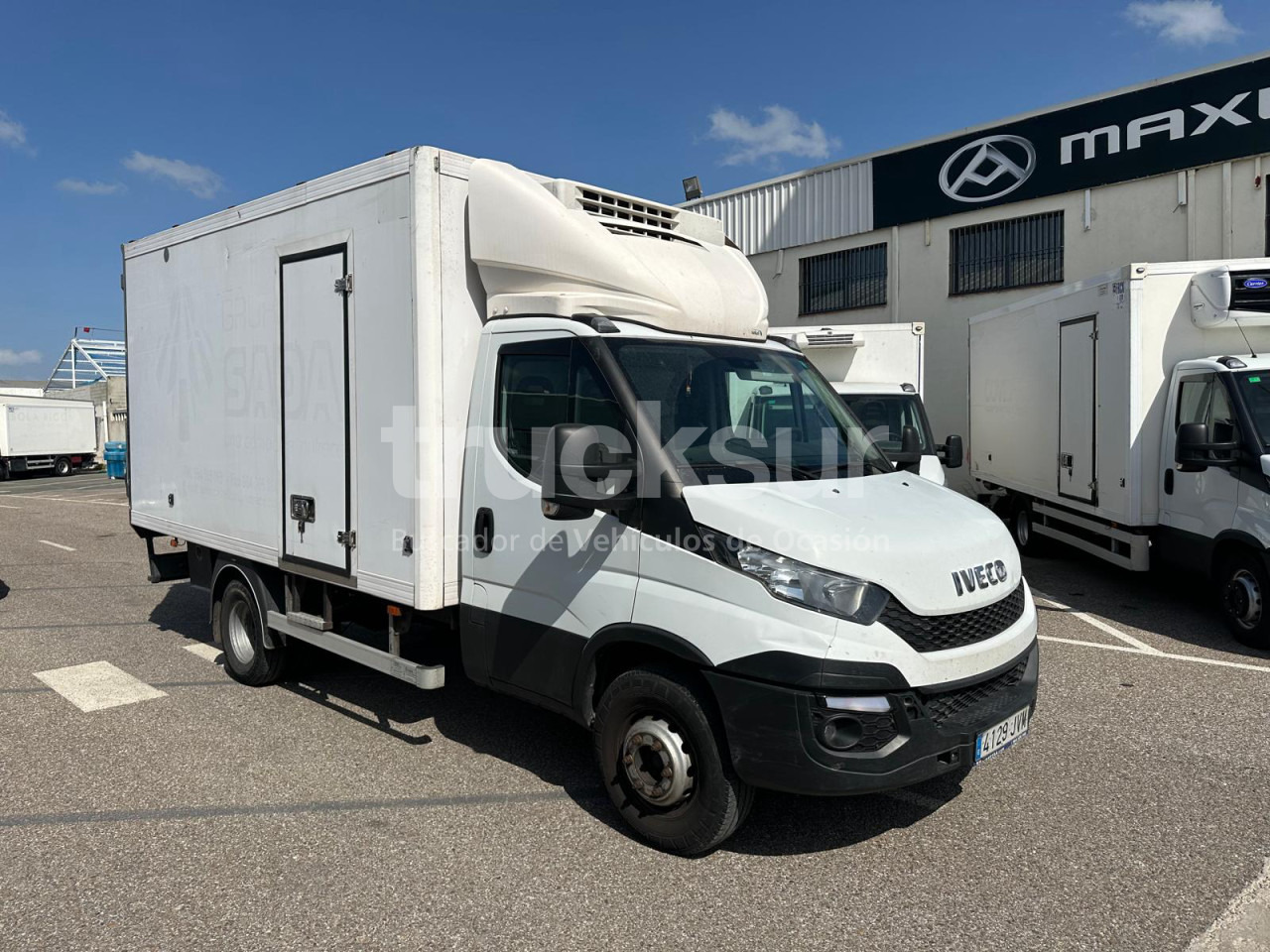 IVECO 70C15 THK - Kamion sandučar: slika IVECO 70C15 THK - Kamion sandučar IVECO 70C15 THK - Kamion sandučar: slika IVECO 70C15 THK - Kamion sandučar