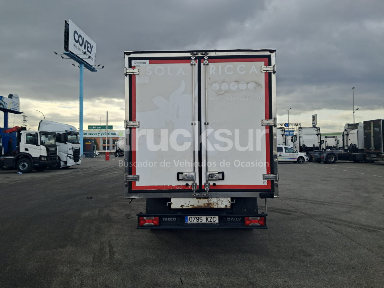 IVECO 72C18 - Kamion hladnjača: slika IVECO 72C18 - Kamion hladnjača IVECO 72C18 - Kamion hladnjača: slika IVECO 72C18 - Kamion hladnjača