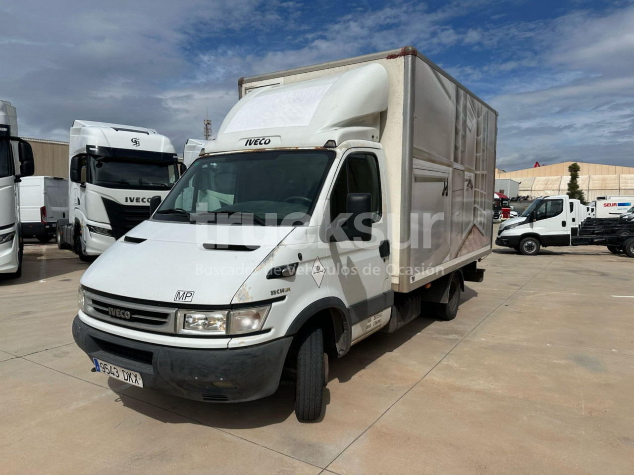 IVECO DAILY 35C14 - Dostavno vozilo sa zatvorenim sandukom: slika IVECO DAILY 35C14 - Dostavno vozilo sa zatvorenim sandukom IVECO DAILY 35C14 - Dostavno vozilo sa zatvorenim sandukom: slika IVECO DAILY 35C14 - Dostavno vozilo sa zatvorenim sandukom
