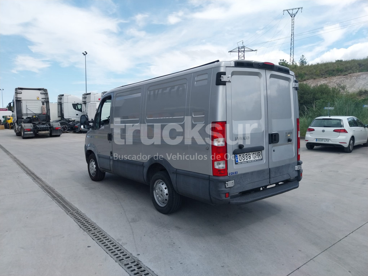 IVECO DAILY 35S12 7M3 - Dostavno vozilo sa zatvorenim sandukom: slika IVECO DAILY 35S12 7M3 - Dostavno vozilo sa zatvorenim sandukom IVECO DAILY 35S12 7M3 - Dostavno vozilo sa zatvorenim sandukom: slika IVECO DAILY 35S12 7M3 - Dostavno vozilo sa zatvorenim sandukom