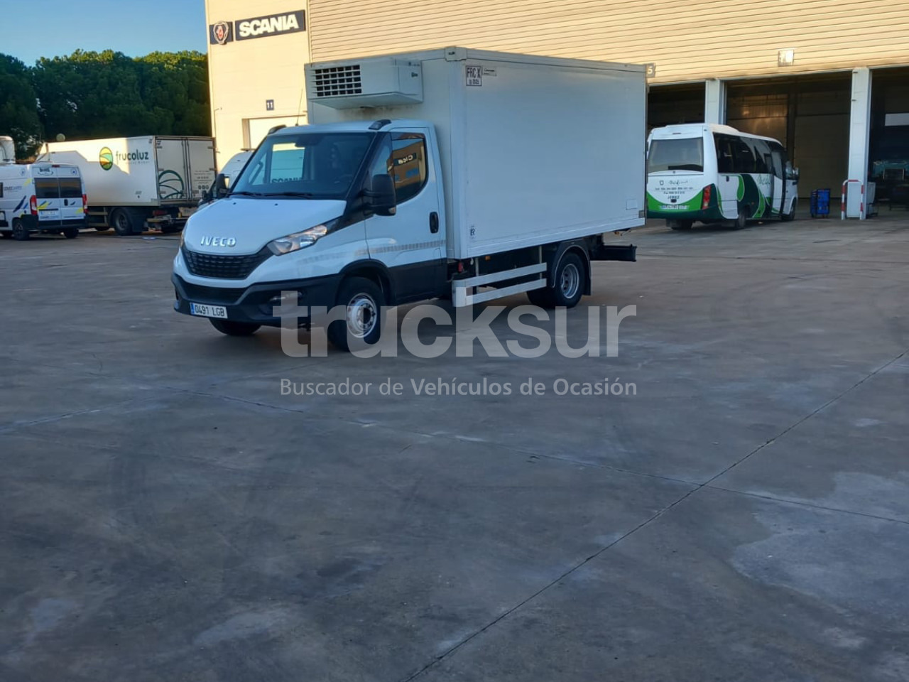 IVECO DAILY 72C16 FRC THK - Kamion sandučar: slika IVECO DAILY 72C16 FRC THK - Kamion sandučar IVECO DAILY 72C16 FRC THK - Kamion sandučar: slika IVECO DAILY 72C16 FRC THK - Kamion sandučar