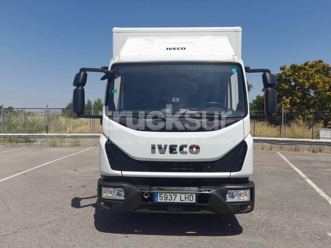 IVECO EUROCARGO 210.75 P/E - Kamion sandučar: slika IVECO EUROCARGO 210.75 P/E - Kamion sandučar IVECO EUROCARGO 210.75 P/E - Kamion sandučar: slika IVECO EUROCARGO 210.75 P/E - Kamion sandučar