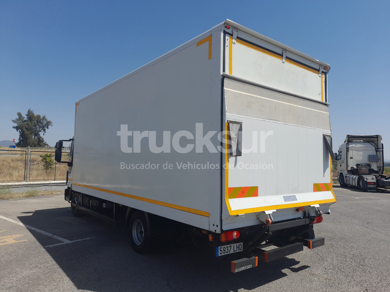 IVECO EUROCARGO 210.75 P/E - Kamion sandučar: slika IVECO EUROCARGO 210.75 P/E - Kamion sandučar IVECO EUROCARGO 210.75 P/E - Kamion sandučar: slika IVECO EUROCARGO 210.75 P/E - Kamion sandučar