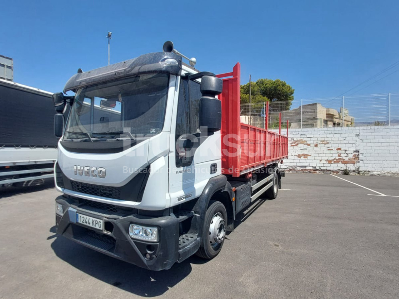 IVECO EUROCARGO 250.123 - Kiper: slika IVECO EUROCARGO 250.123 - Kiper IVECO EUROCARGO 250.123 - Kiper: slika IVECO EUROCARGO 250.123 - Kiper
