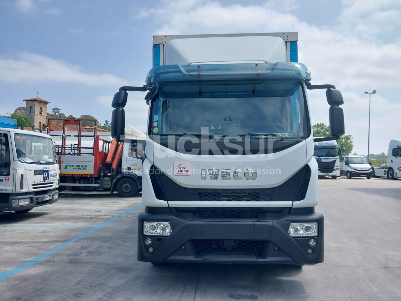 IVECO EUROCARGO ML160-250 - Kamion s ceradom: slika IVECO EUROCARGO ML160-250 - Kamion s ceradom IVECO EUROCARGO ML160-250 - Kamion s ceradom: slika IVECO EUROCARGO ML160-250 - Kamion s ceradom