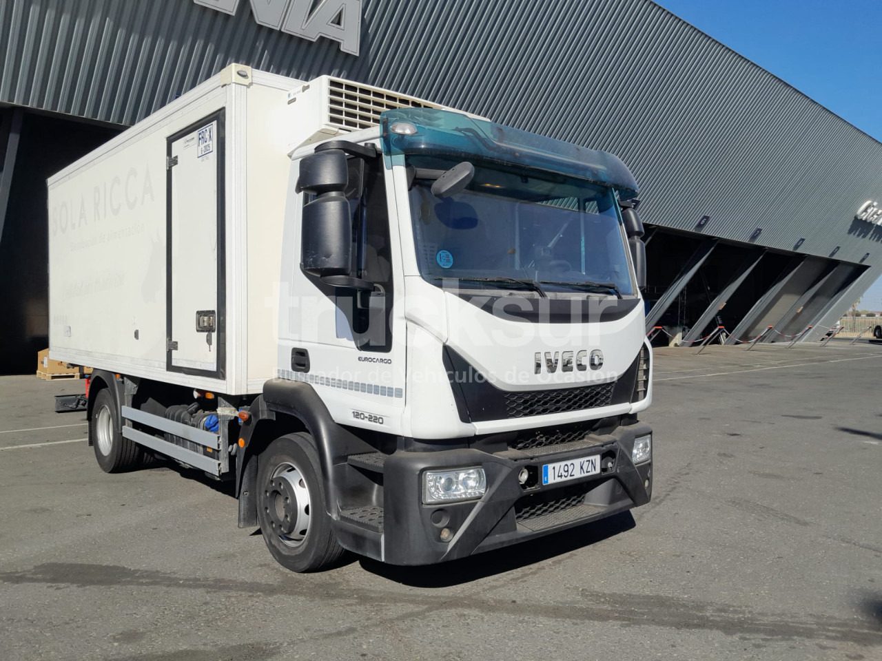 IVECO ML120E22 FRC-X - Kamion sandučar: slika IVECO ML120E22 FRC-X - Kamion sandučar IVECO ML120E22 FRC-X - Kamion sandučar: slika IVECO ML120E22 FRC-X - Kamion sandučar
