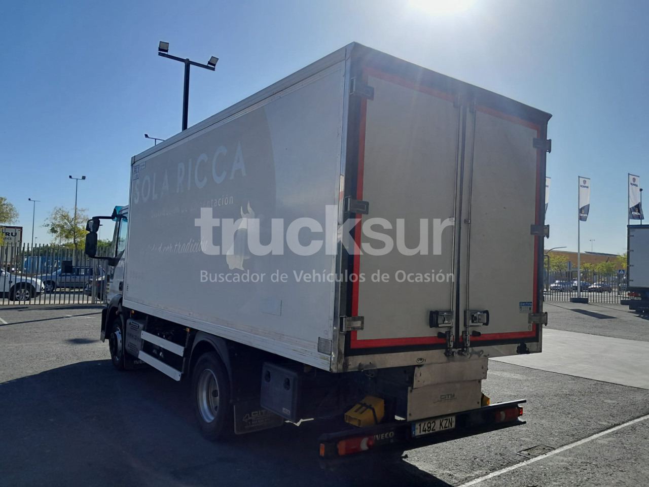 IVECO ML120E22 FRC-X - Kamion sandučar: slika IVECO ML120E22 FRC-X - Kamion sandučar IVECO ML120E22 FRC-X - Kamion sandučar: slika IVECO ML120E22 FRC-X - Kamion sandučar