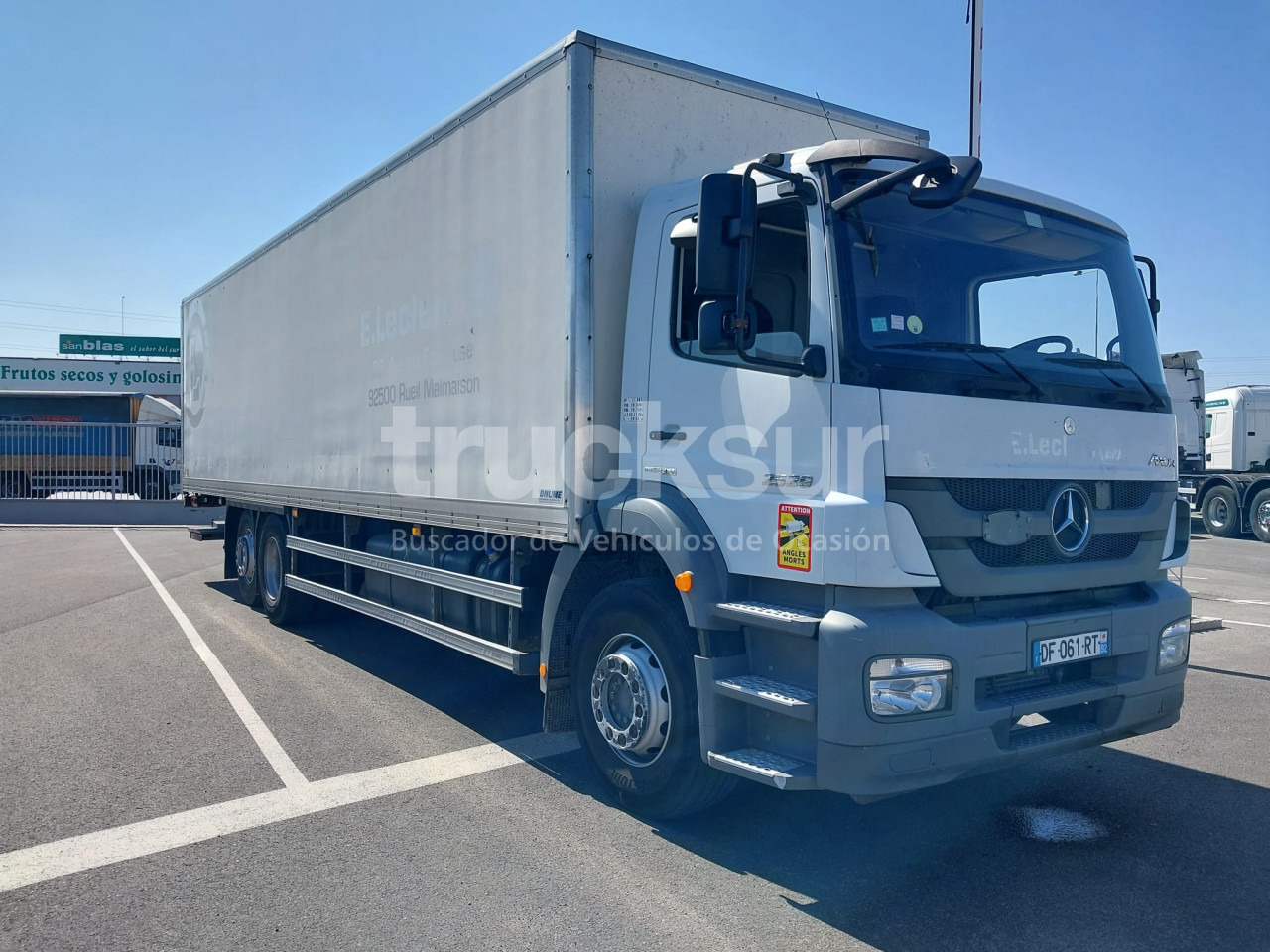MERCEDES AXOR 2529 ejes 6x2*4 - Kamion sandučar: slika MERCEDES AXOR 2529 ejes 6x2*4 - Kamion sandučar MERCEDES AXOR 2529 ejes 6x2*4 - Kamion sandučar: slika MERCEDES AXOR 2529 ejes 6x2*4 - Kamion sandučar