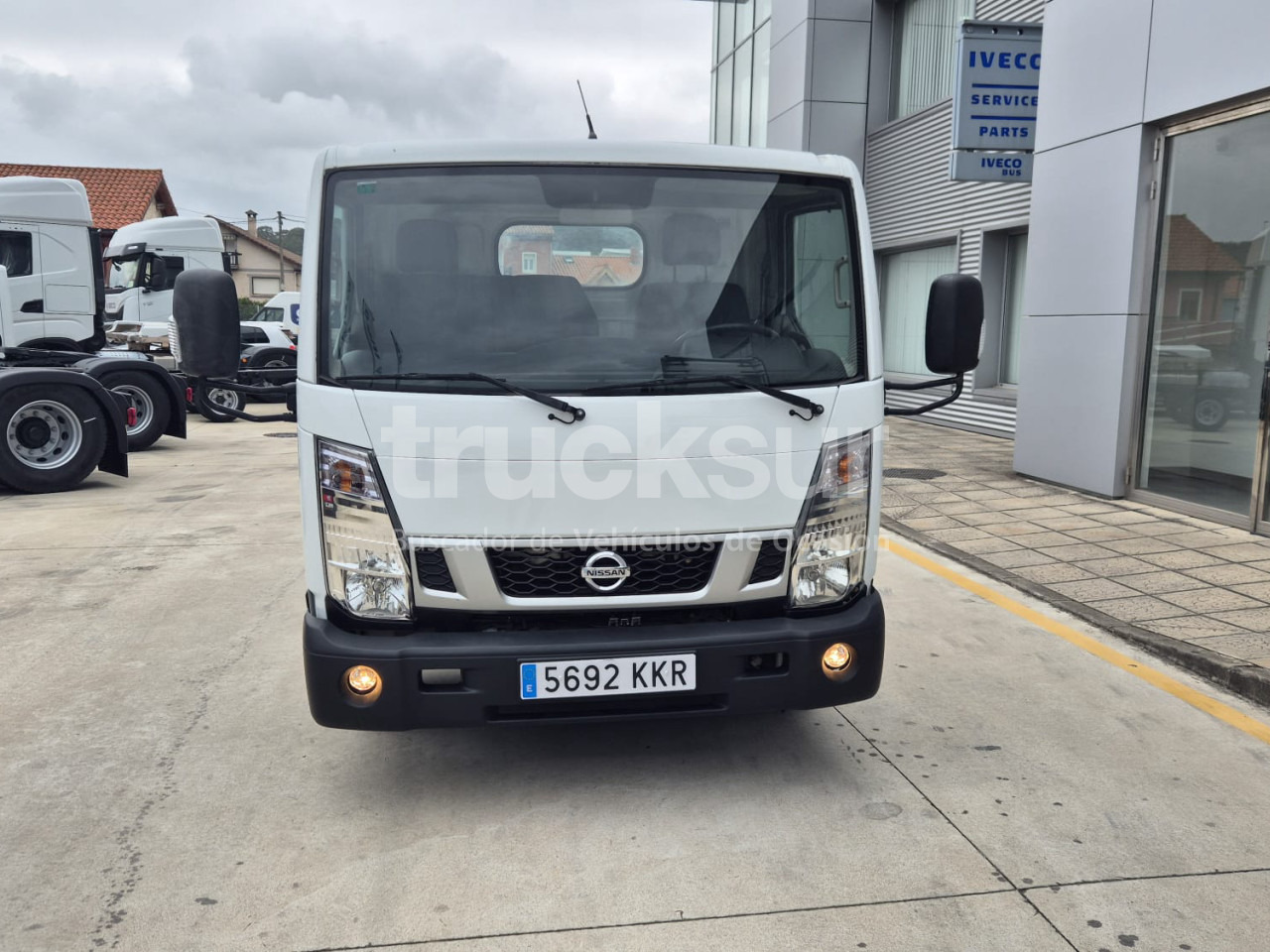 NISSAN NT 400 - Kamion-šasija: slika NISSAN NT 400 - Kamion-šasija NISSAN NT 400 - Kamion-šasija: slika NISSAN NT 400 - Kamion-šasija