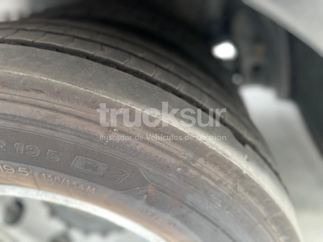 Zakup RENAULT D 12.210 RENAULT D 12.210: slika Zakup RENAULT D 12.210 RENAULT D 12.210