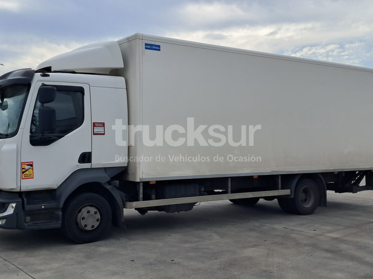 RENAULT D12.240 - Kamion sandučar: slika RENAULT D12.240 - Kamion sandučar RENAULT D12.240 - Kamion sandučar: slika RENAULT D12.240 - Kamion sandučar