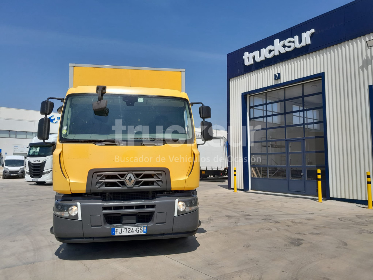 RENAULT D280.18 21P - Kamion sandučar: slika RENAULT D280.18 21P - Kamion sandučar RENAULT D280.18 21P - Kamion sandučar: slika RENAULT D280.18 21P - Kamion sandučar