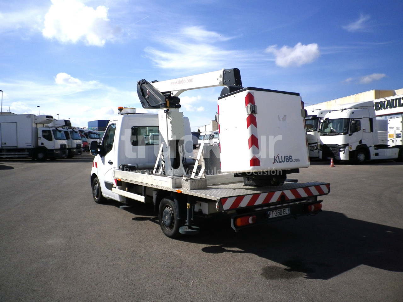 RENAULT MASTER L2 2.3 - Podizna platforma montirana na kamion: slika RENAULT MASTER L2 2.3 - Podizna platforma montirana na kamion RENAULT MASTER L2 2.3 - Podizna platforma montirana na kamion: slika RENAULT MASTER L2 2.3 - Podizna platforma montirana na kamion