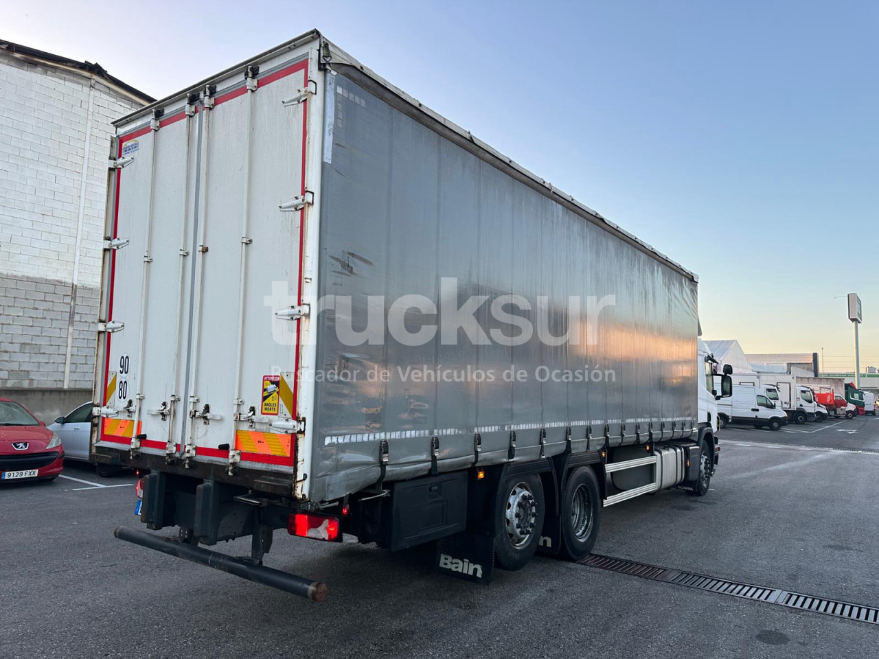 SCANIA P280.26 ejes 6x2*4 - Kamion s ceradom: slika SCANIA P280.26 ejes 6x2*4 - Kamion s ceradom SCANIA P280.26 ejes 6x2*4 - Kamion s ceradom: slika SCANIA P280.26 ejes 6x2*4 - Kamion s ceradom