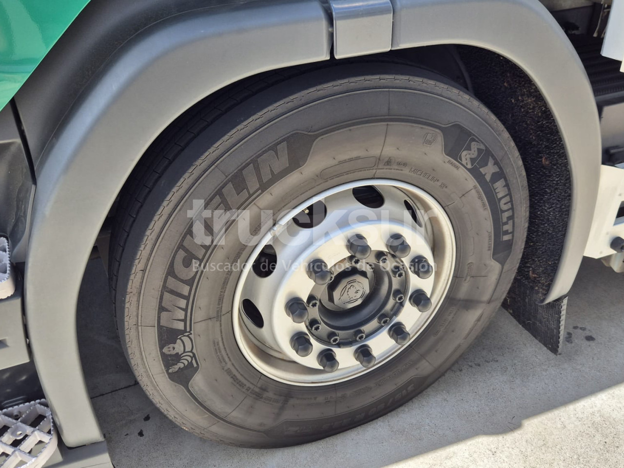 Kamion s ceradom SCANIA P320: slika Kamion s ceradom SCANIA P320 Kamion s ceradom SCANIA P320: slika Kamion s ceradom SCANIA P320