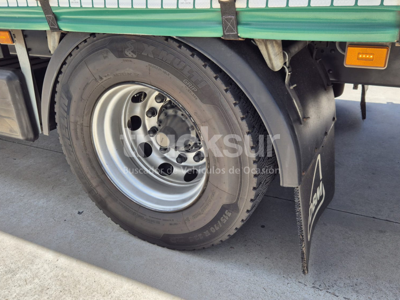 Kamion s ceradom SCANIA P320: slika Kamion s ceradom SCANIA P320 Kamion s ceradom SCANIA P320: slika Kamion s ceradom SCANIA P320