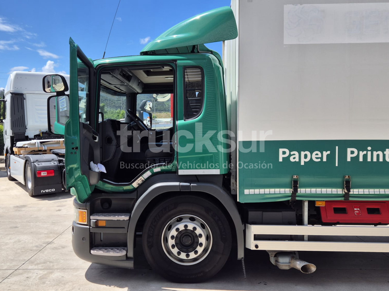 Kamion s ceradom SCANIA P320: slika Kamion s ceradom SCANIA P320 Kamion s ceradom SCANIA P320: slika Kamion s ceradom SCANIA P320