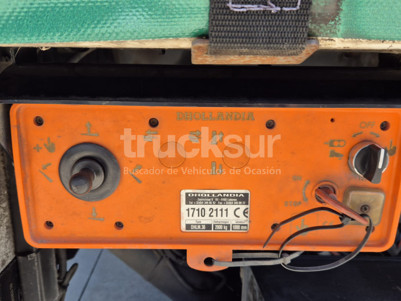 Kamion s ceradom SCANIA P320: slika Kamion s ceradom SCANIA P320 Kamion s ceradom SCANIA P320: slika Kamion s ceradom SCANIA P320