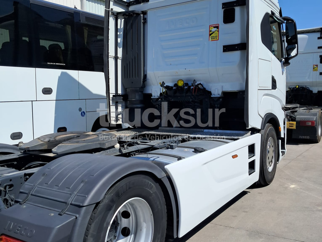 IVECO S-WAY AS440S49T/P - Tegljač: slika IVECO S-WAY AS440S49T/P - Tegljač IVECO S-WAY AS440S49T/P - Tegljač: slika IVECO S-WAY AS440S49T/P - Tegljač