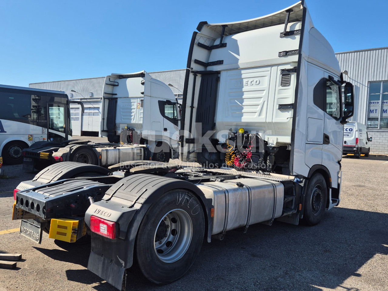 IVECO S-WAY AS440S51T/P - Tegljač: slika IVECO S-WAY AS440S51T/P - Tegljač IVECO S-WAY AS440S51T/P - Tegljač: slika IVECO S-WAY AS440S51T/P - Tegljač