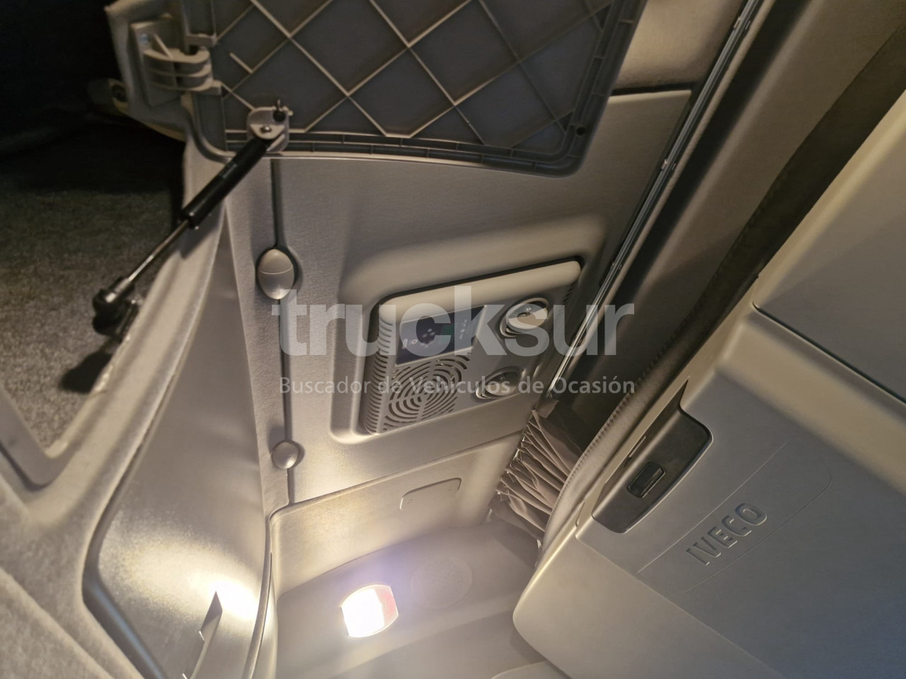 IVECO STRALIS 510 - Tegljač: slika IVECO STRALIS 510 - Tegljač IVECO STRALIS 510 - Tegljač: slika IVECO STRALIS 510 - Tegljač