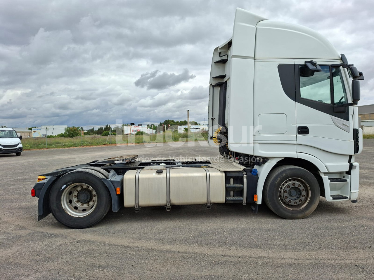 IVECO STRALIS AS440S46T/P - Tegljač: slika IVECO STRALIS AS440S46T/P - Tegljač IVECO STRALIS AS440S46T/P - Tegljač: slika IVECO STRALIS AS440S46T/P - Tegljač