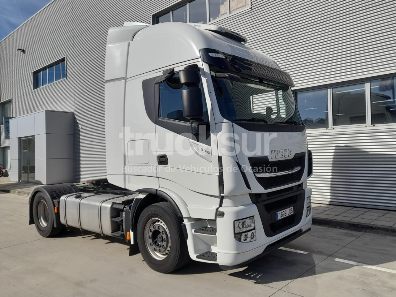 IVECO STRALIS AS440S51T/P HI-WAY - Tegljač: slika IVECO STRALIS AS440S51T/P HI-WAY - Tegljač IVECO STRALIS AS440S51T/P HI-WAY - Tegljač: slika IVECO STRALIS AS440S51T/P HI-WAY - Tegljač