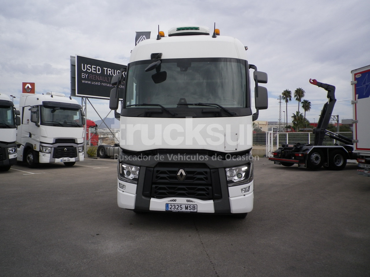 RENAULT T440 SLEEPER CAB - Tegljač: slika RENAULT T440 SLEEPER CAB - Tegljač RENAULT T440 SLEEPER CAB - Tegljač: slika RENAULT T440 SLEEPER CAB - Tegljač