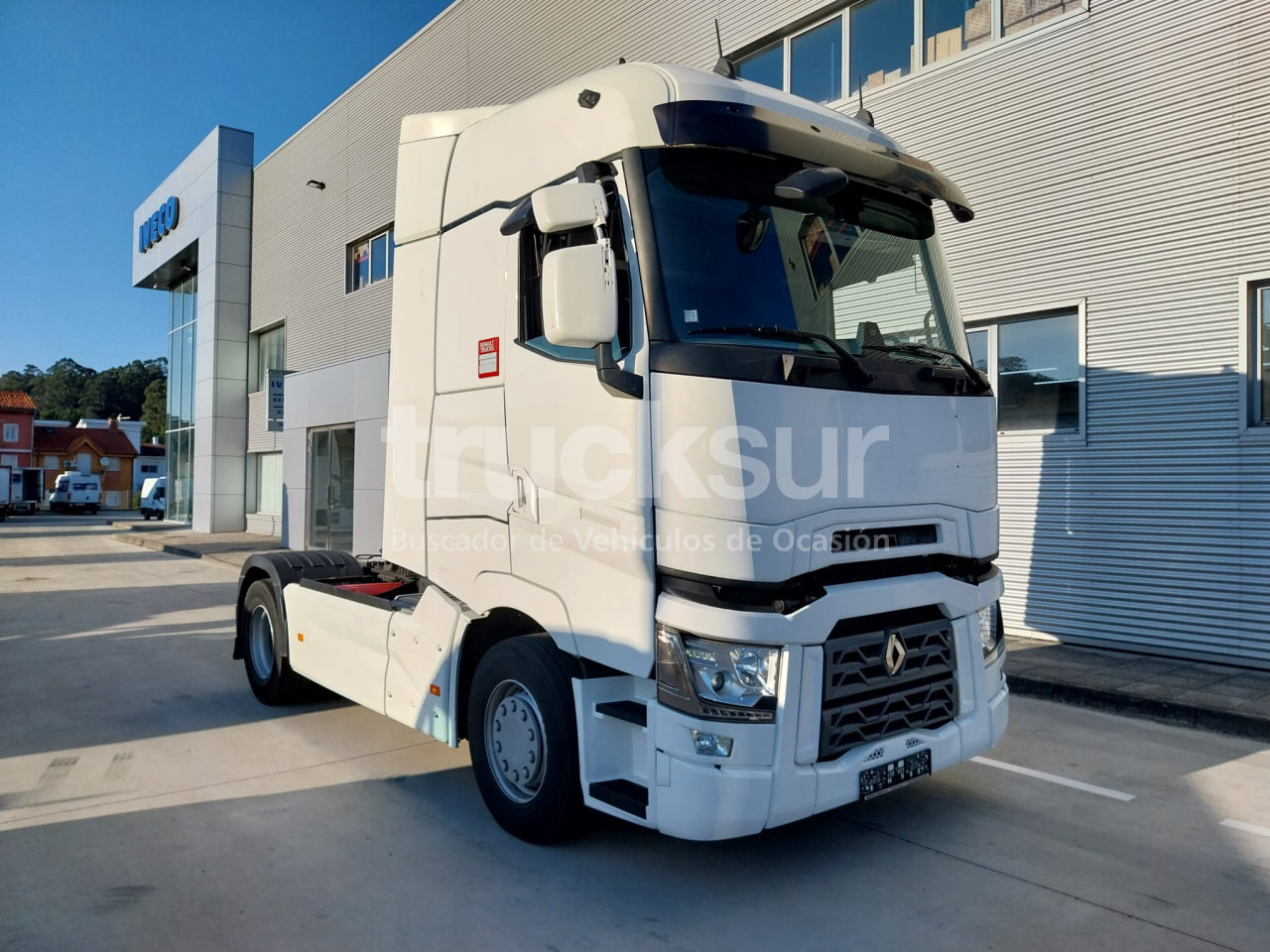 RENAULT T520 HIGH SLEEPER CAB - Tegljač: slika RENAULT T520 HIGH SLEEPER CAB - Tegljač RENAULT T520 HIGH SLEEPER CAB - Tegljač: slika RENAULT T520 HIGH SLEEPER CAB - Tegljač