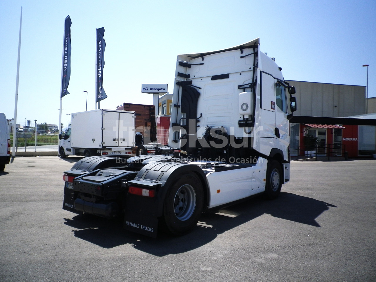 RENAULT T520 HIGH SLEEPER CAB - Tegljač: slika RENAULT T520 HIGH SLEEPER CAB - Tegljač RENAULT T520 HIGH SLEEPER CAB - Tegljač: slika RENAULT T520 HIGH SLEEPER CAB - Tegljač