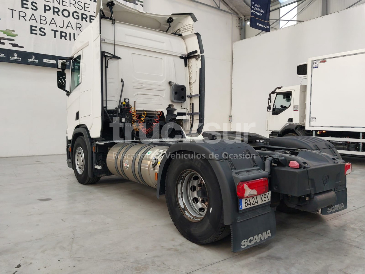 SCANIA R410 GAS GNL - Tegljač: slika SCANIA R410 GAS GNL - Tegljač SCANIA R410 GAS GNL - Tegljač: slika SCANIA R410 GAS GNL - Tegljač