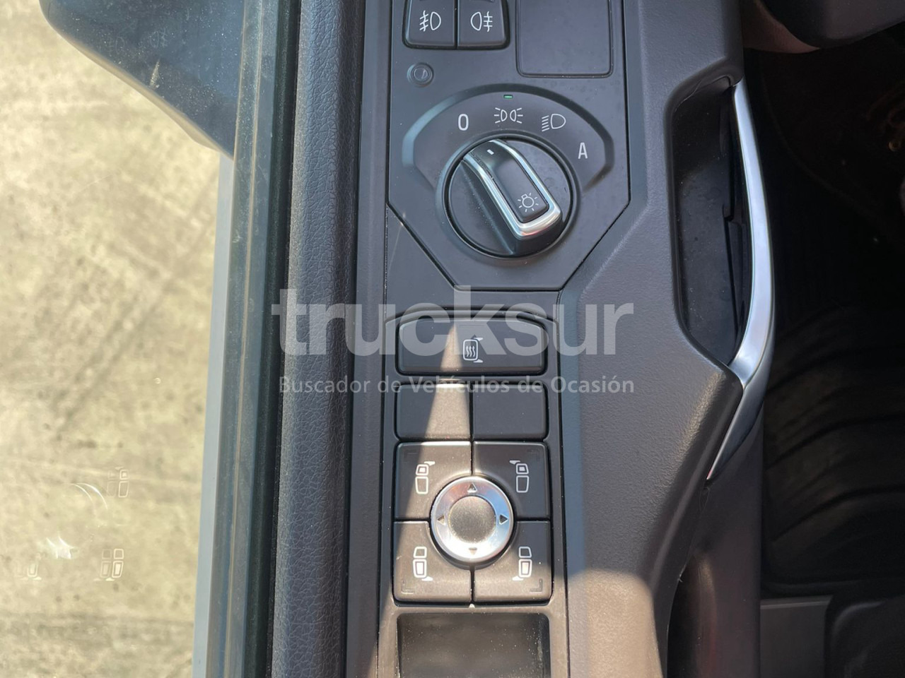 Tegljač SCANIA R450: slika Tegljač SCANIA R450