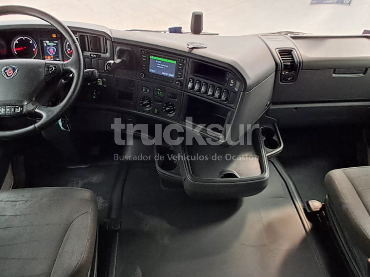 SCANIA R450 - Tegljač: slika SCANIA R450 - Tegljač SCANIA R450 - Tegljač: slika SCANIA R450 - Tegljač