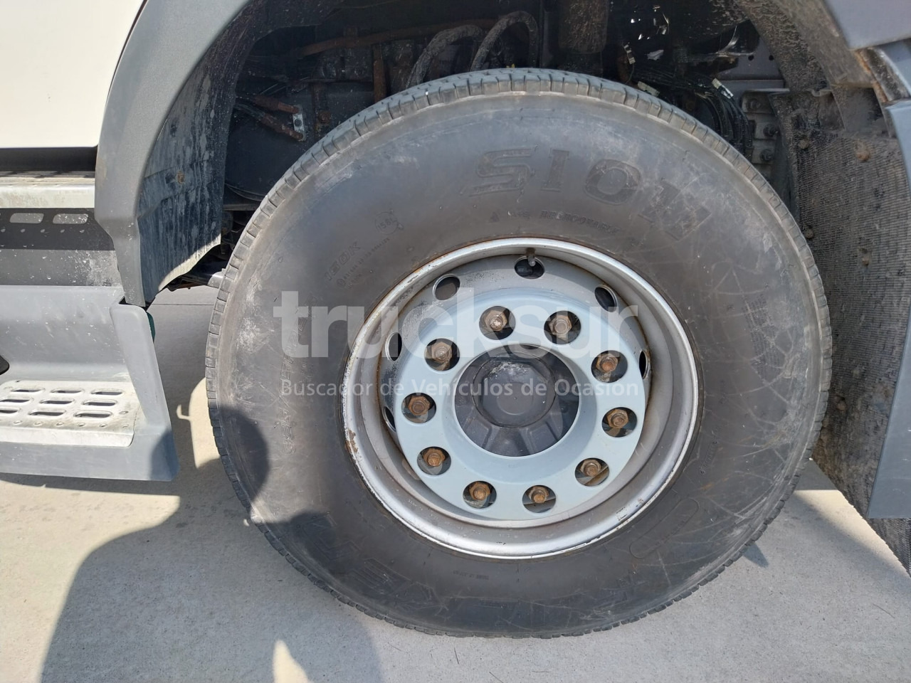 VOLVO FM 330HP - Utovarivač s proklizavajućim upravljanjem: slika VOLVO FM 330HP - Utovarivač s proklizavajućim upravljanjem VOLVO FM 330HP - Utovarivač s proklizavajućim upravljanjem: slika VOLVO FM 330HP - Utovarivač s proklizavajućim upravljanjem
