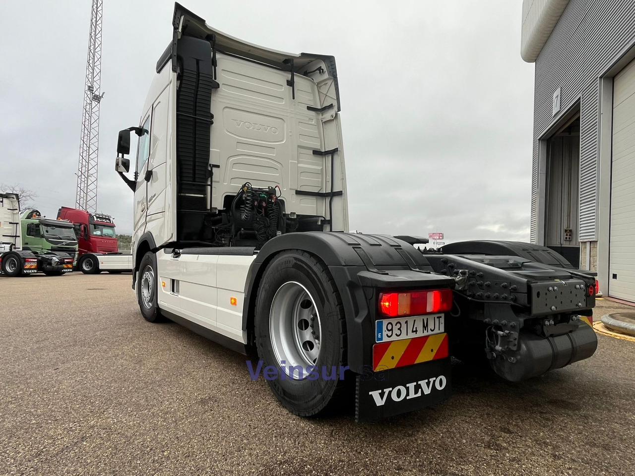 VOLVO FH5 I-SAVE - Tegljač: slika VOLVO FH5 I-SAVE - Tegljač VOLVO FH5 I-SAVE - Tegljač: slika VOLVO FH5 I-SAVE - Tegljač