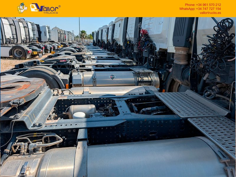 IVECO STRALIS AS 460 GNL - Tegljač: slika IVECO STRALIS AS 460 GNL - Tegljač IVECO STRALIS AS 460 GNL - Tegljač: slika IVECO STRALIS AS 460 GNL - Tegljač