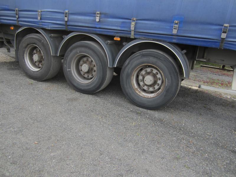 Fruehauf - Poluprikolica s ceradom: slika Fruehauf - Poluprikolica s ceradom Fruehauf - Poluprikolica s ceradom: slika Fruehauf - Poluprikolica s ceradom
