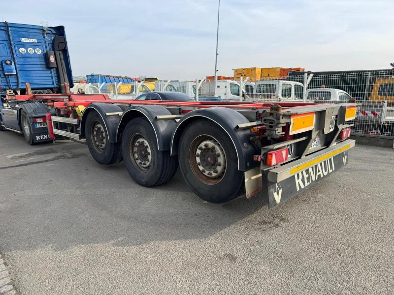 Fruehauf - Transporter kontejnera/ Poluprikolica s izmjenjivim sanducima: slika Fruehauf - Transporter kontejnera/ Poluprikolica s izmjenjivim sanducima Fruehauf - Transporter kontejnera/ Poluprikolica s izmjenjivim sanducima: slika Fruehauf - Transporter kontejnera/ Poluprikolica s izmjenjivim sanducima